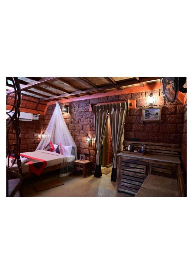 The Horse & Chariot Hotel Мадикери Екстериор снимка